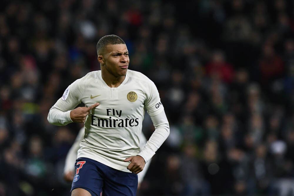 解说感叹孙颖莎接发球特别好 对旋转吃的很准